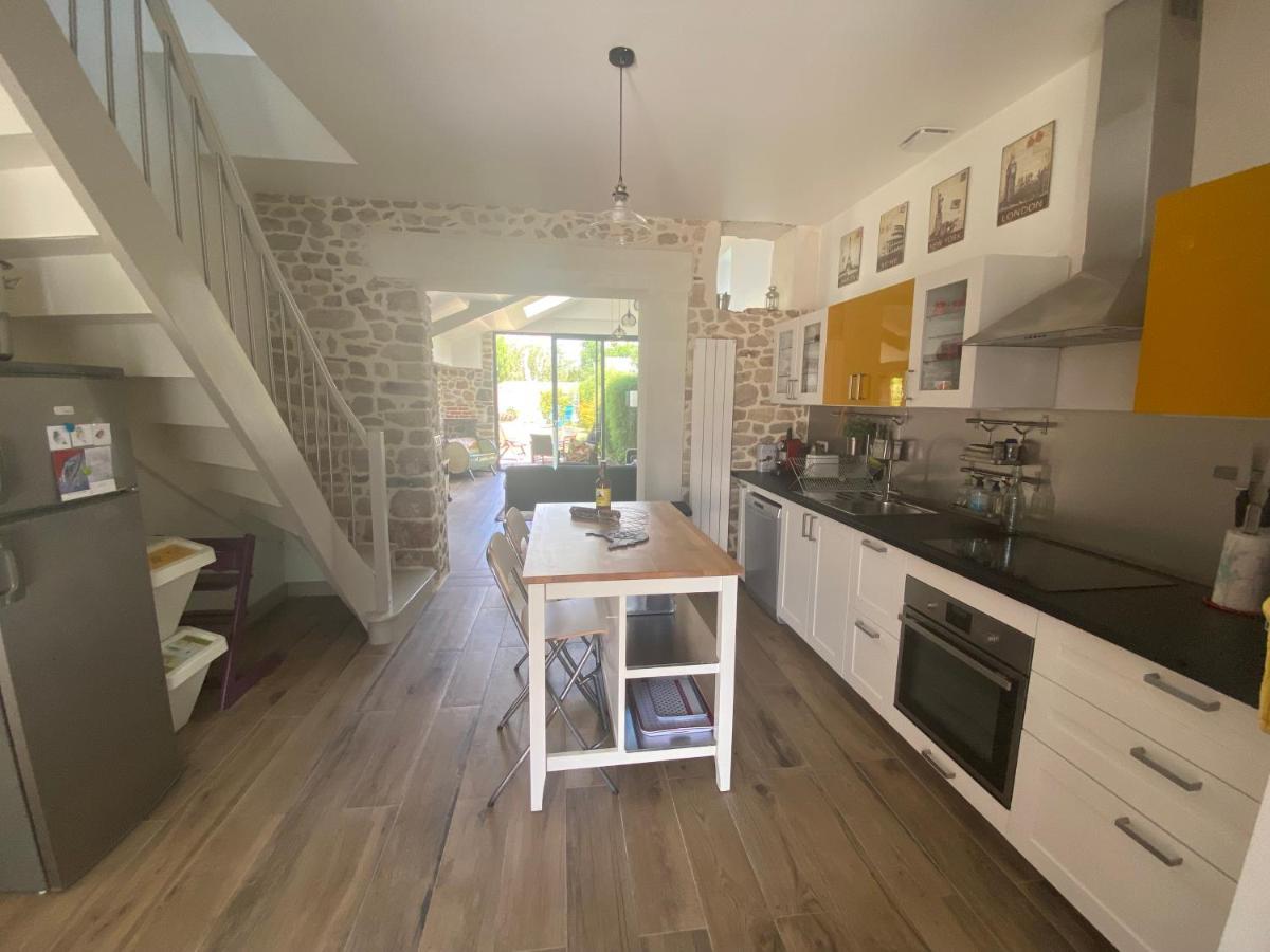 Le Cottage De La Baie Карол Екстериор снимка