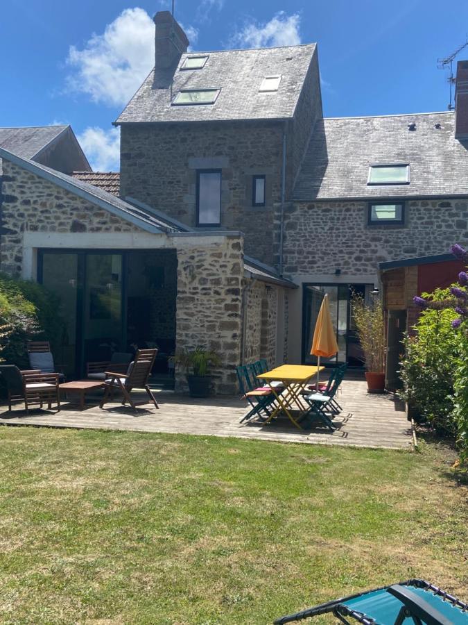 Le Cottage De La Baie Карол Екстериор снимка